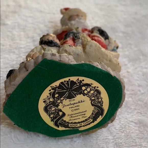 5” resin Santa Claus w elf gifts Figurine Defects - Picture 6 of 8